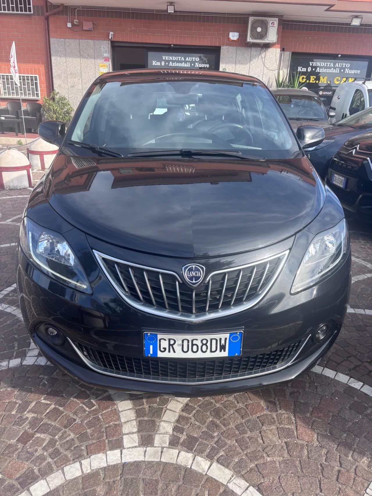 Lancia Ypsilon 1.0 FireFly 5 porte S&S Hybrid Gold