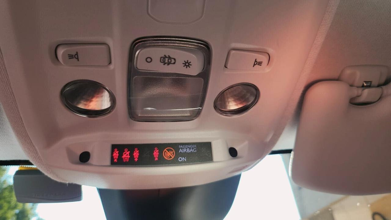 Peugeot 208 PureTech 100 Stop&Start EAT8 5 porte Allure-COME NUOVA POCHISSIMI KM SOLO 37000