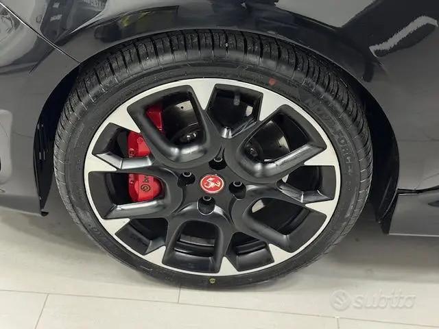 Abarth 595 Competizione 1.4 T-JET 180CV MTA UNIPRO