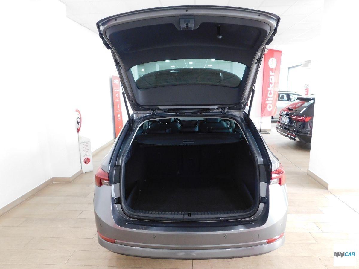 SKODA Octavia 2.0 TDI EVO SCR Wagon Style