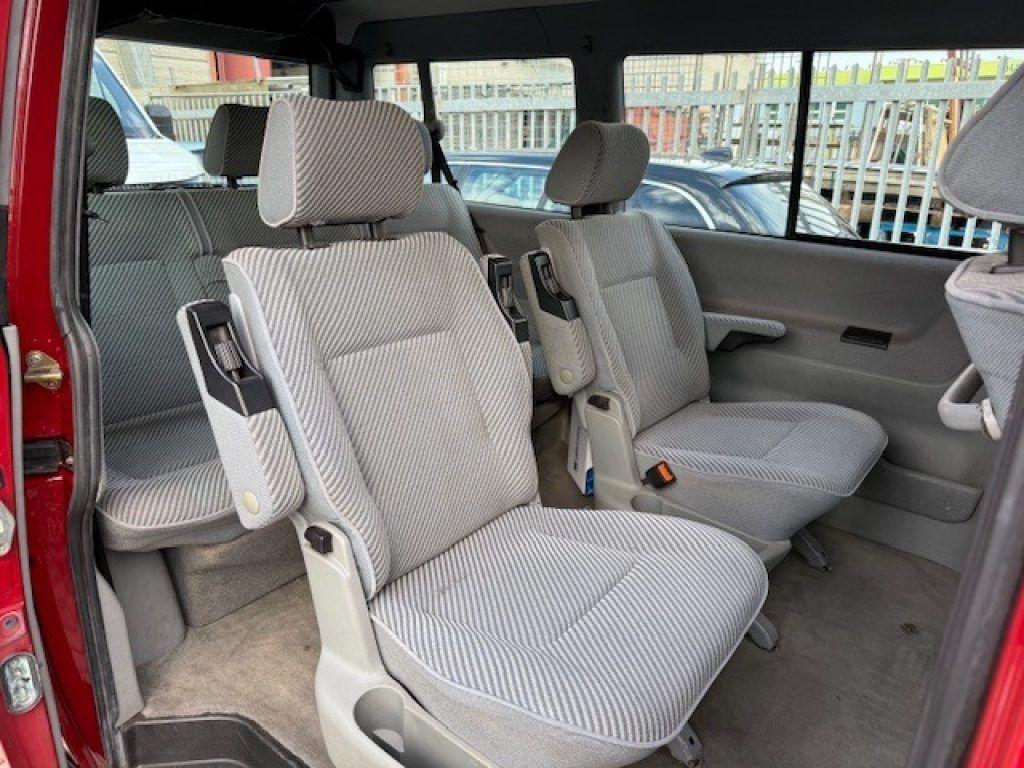 Volkswagen Transporter 2.5 Benzina 7 posti Caravelle GL