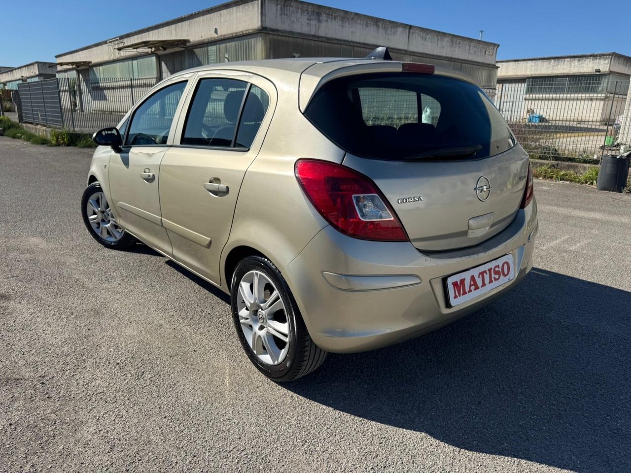 Opel Corsa 1.3 CDTI 75CV 5 porte Cosmo