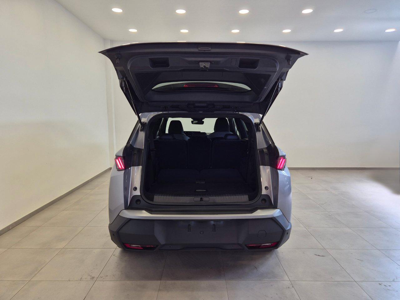 Peugeot 5008 1.2 hybrid Allure 145cv 7p.ti e-dcs6 IN PROMO