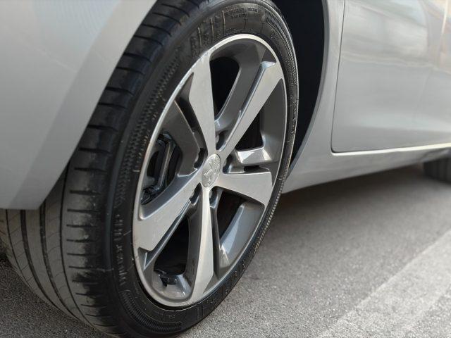 PEUGEOT 308 1.6BlueHDi 120 Allure