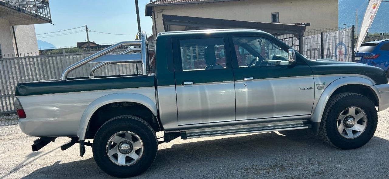 Mitsubishi L200 4 PORTE GANCIO