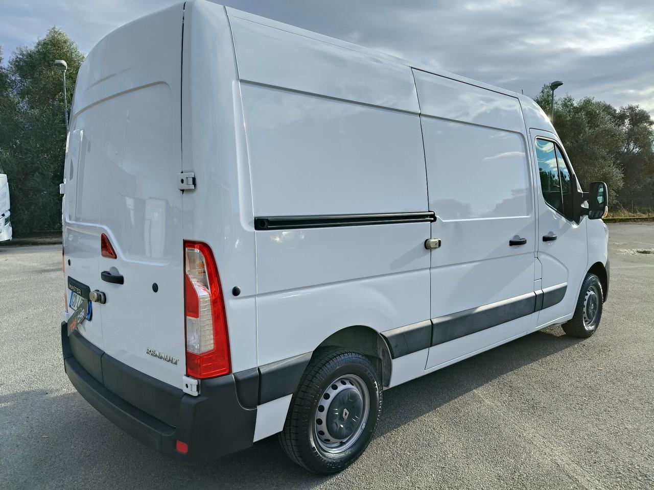 Renault Master FURGONE PL TA