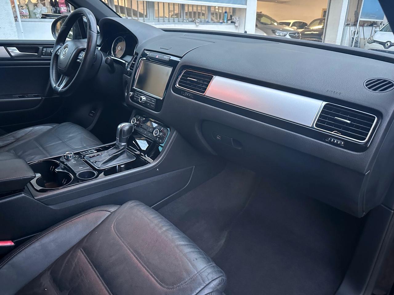 Volkswagen Touareg 3.0 TDI tiptronic BlueMotion Technology*EURO5*FULL OPTIONAL