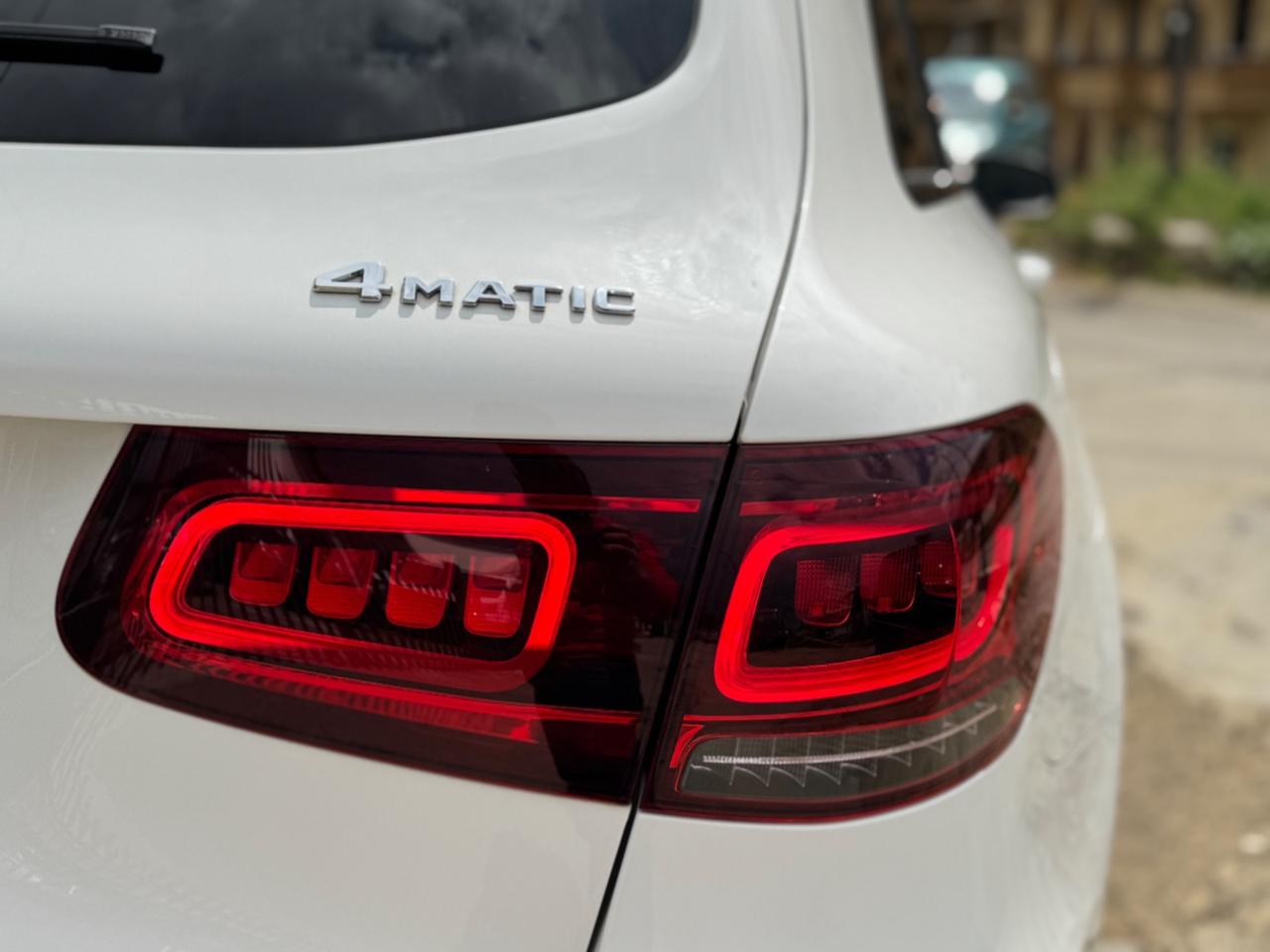 MERCEDES GLC 300D 245 CV PREMIUM PLUS NIGHT EDITION IVA