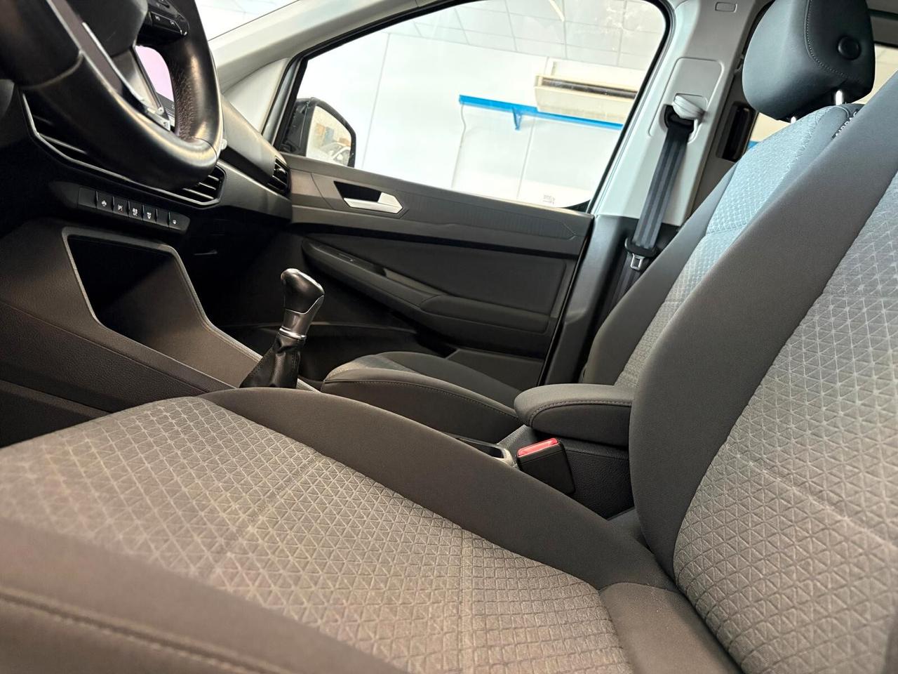 Ford Tourneo Connect Grand TITANIUM 2.0 EcoBlue 6mt UNICO PR.