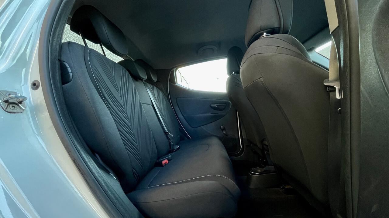 LANCIA 1.0 FIREFLY HYBRID 5P 69CV - CARPLAY, NEOPATENTATI