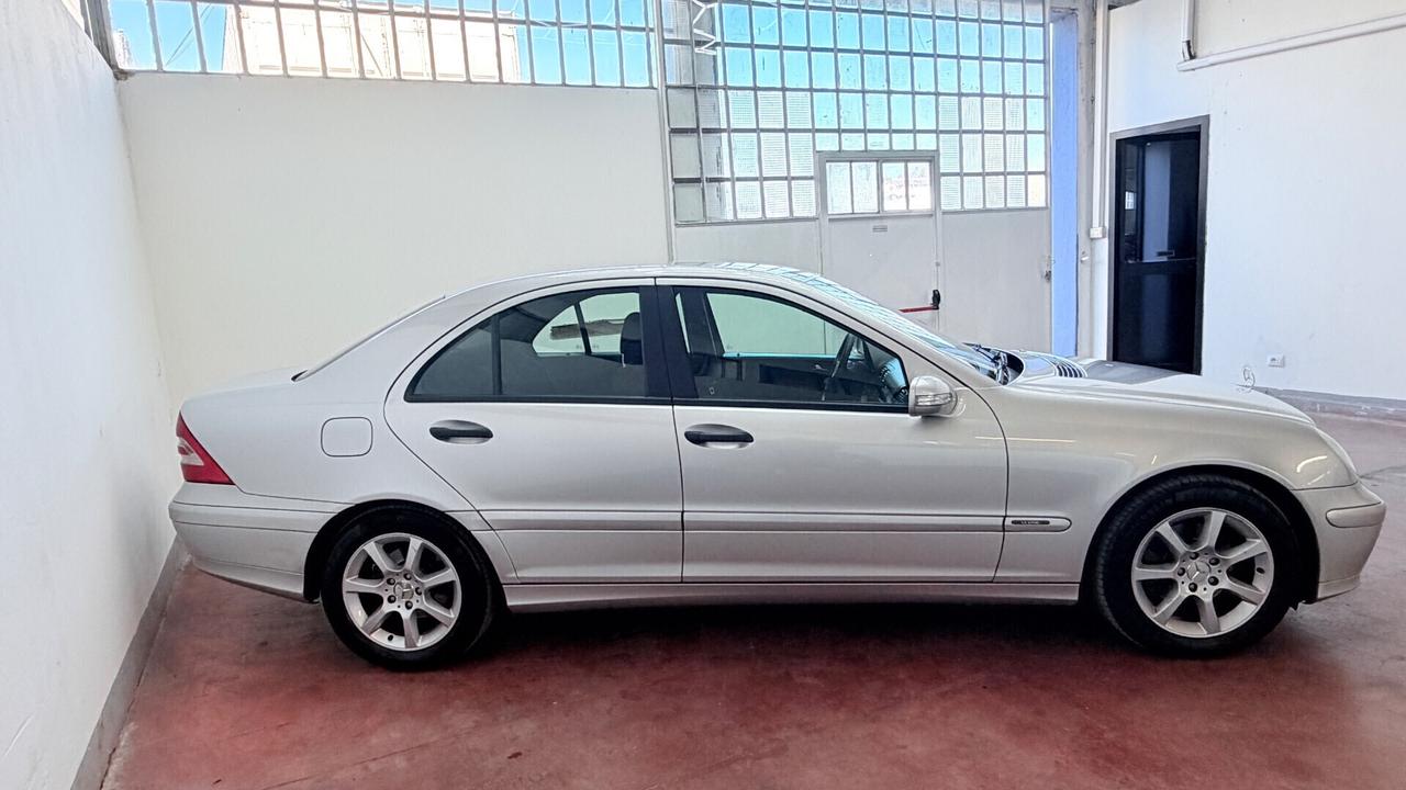 Mercedes-benz C 220 CDI cat Sportcoupé Elegance