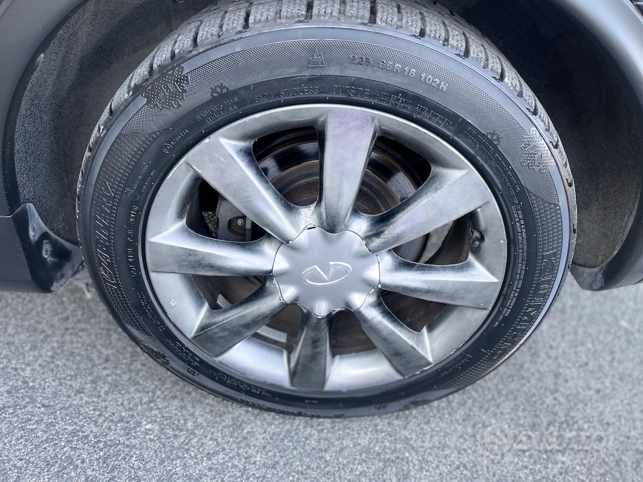 Infiniti QX50 (EX) 3.0 Diesel 238CV E5 - 2011
