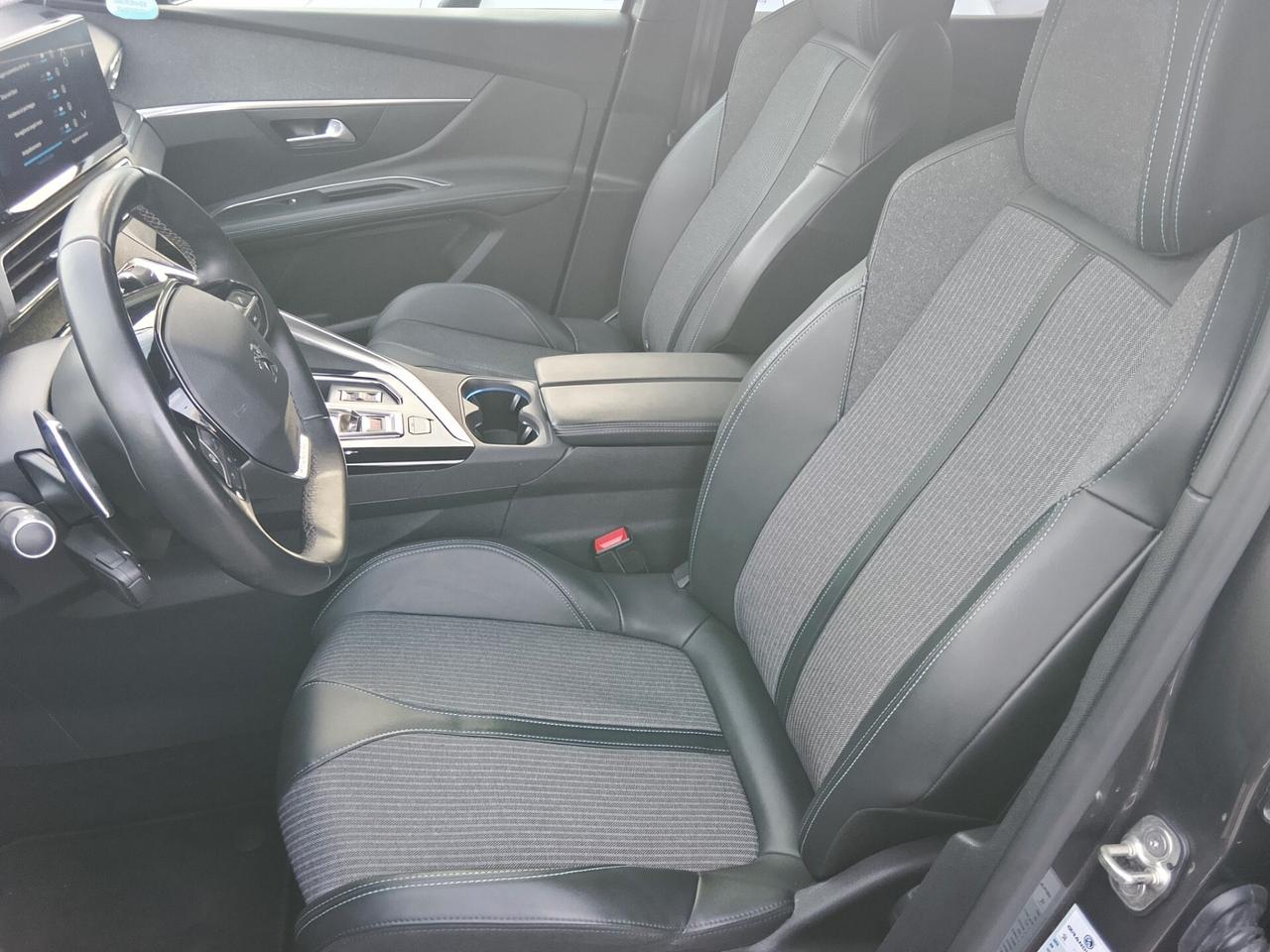 Peugeot 3008 BlueHDi 130 EAT8 GT