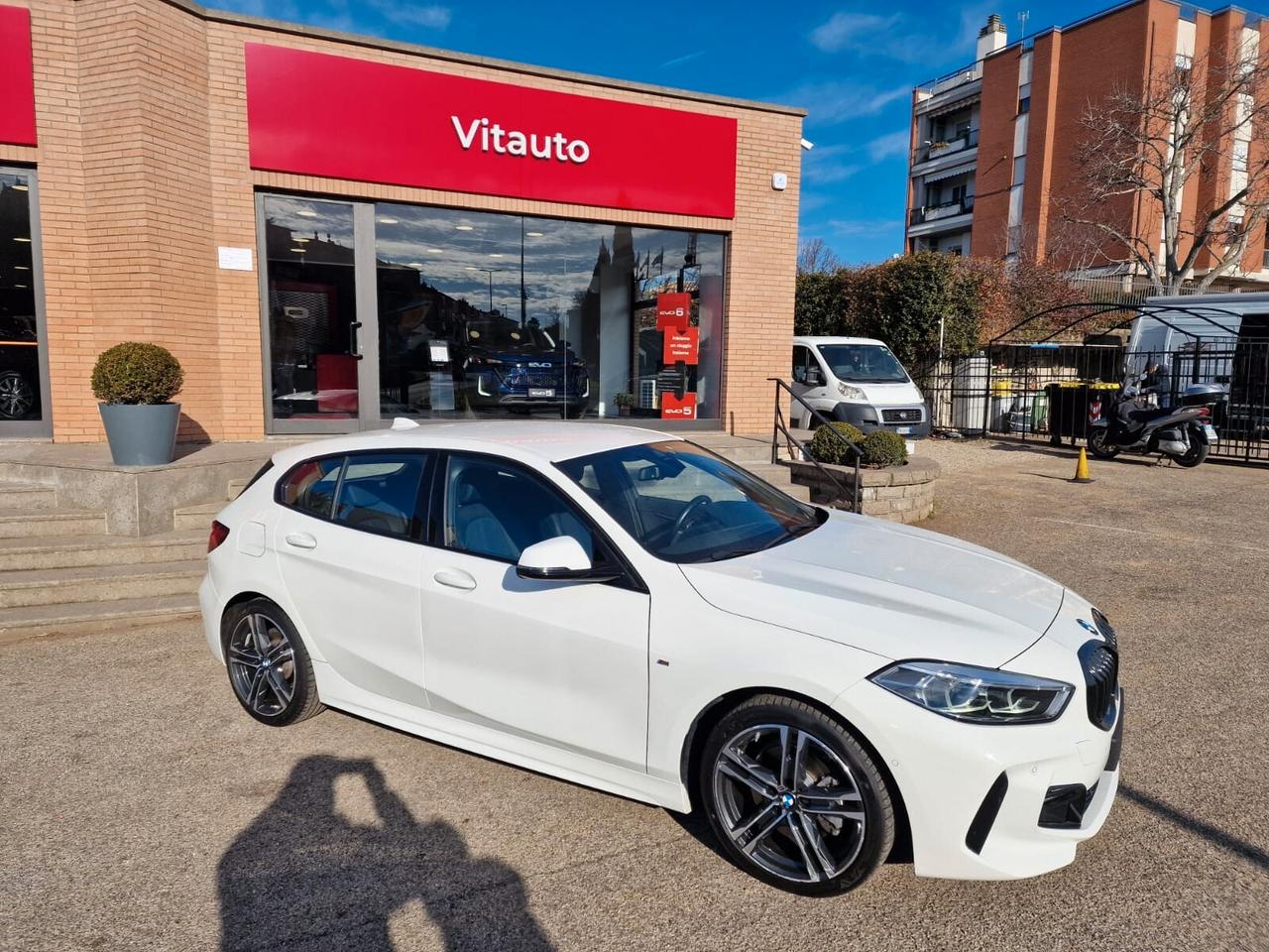 Bmw 118 118d 5p. Msport