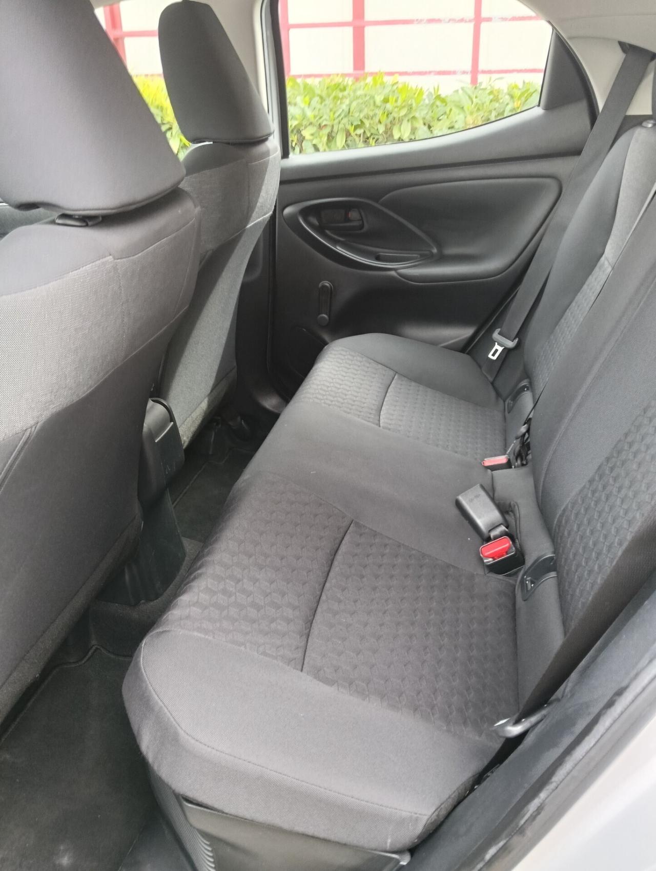 Toyota Yaris 1.5 Hybrid 5 porte Trend