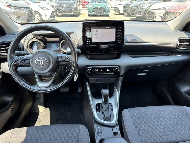 Toyota Yaris Hybrid Trend MY22