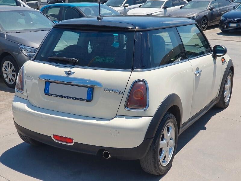 MINI Cooper D 1.6D 16V 110CV DPF PER NEOPATENTATI
