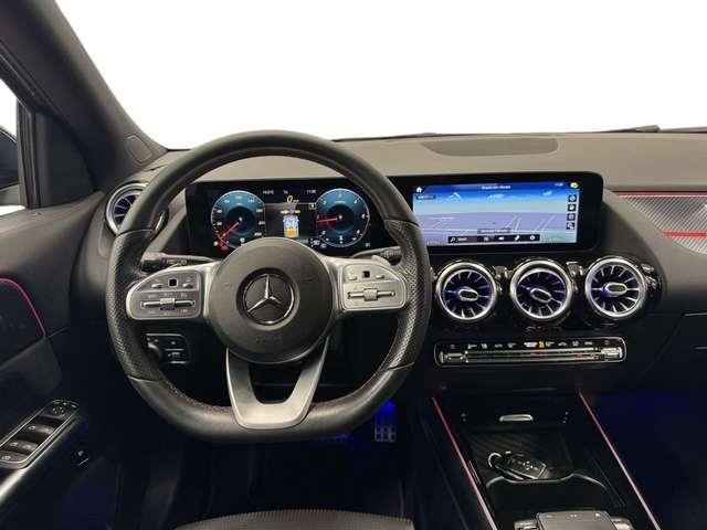 Mercedes-Benz GLA 200 200 d Premium auto