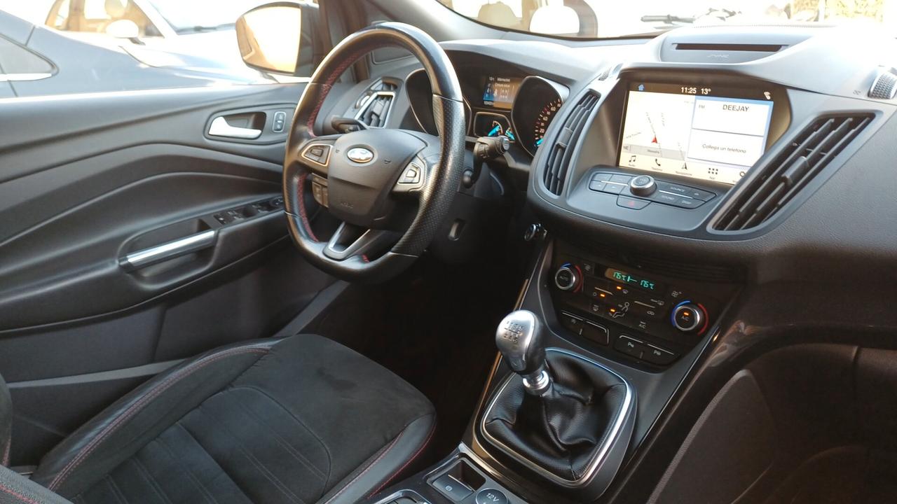Ford Kuga 1.5 TDCI 120 CV S&S 2WD ST-Line