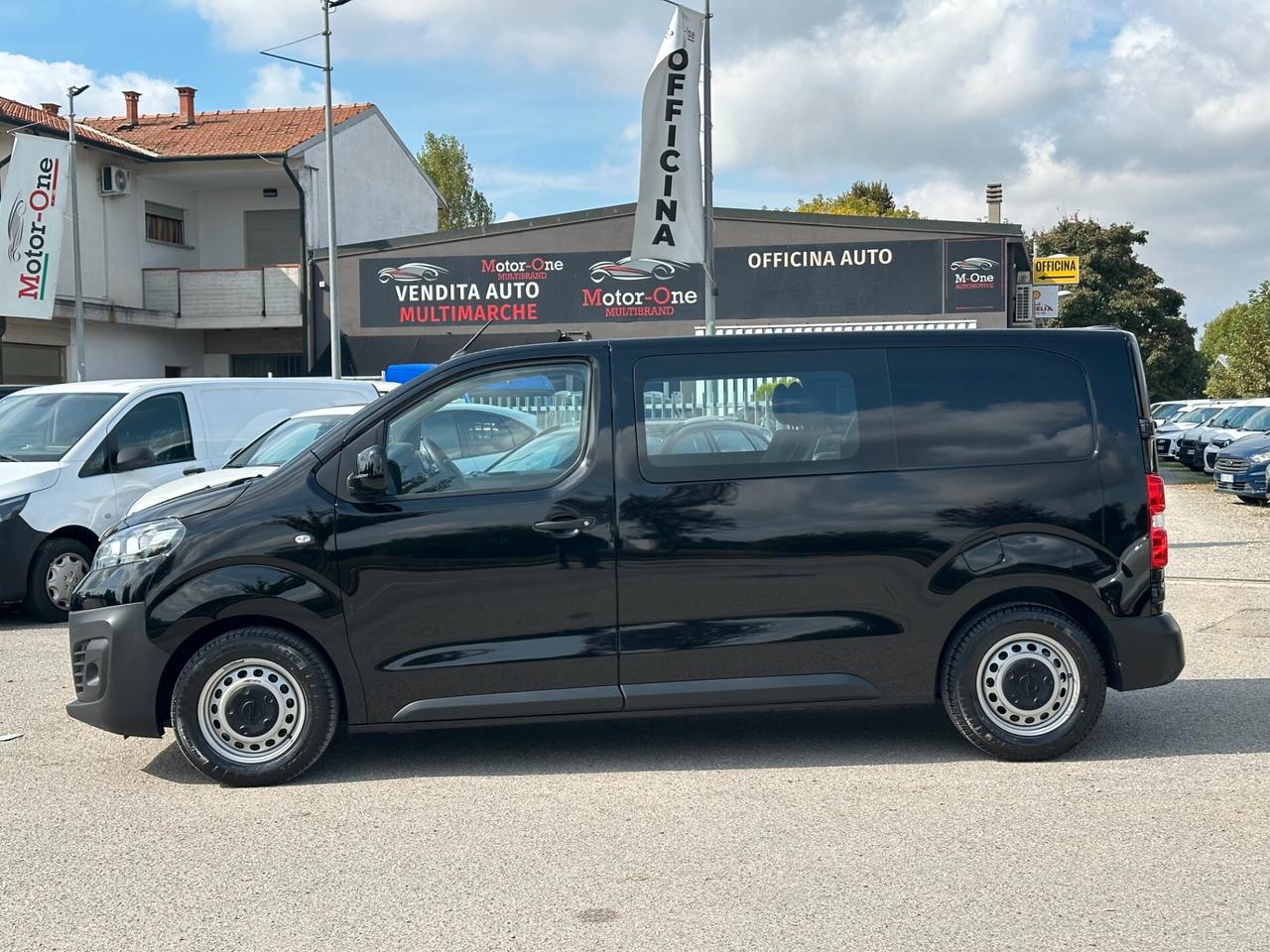 Opel Vivaro 6 POSTI 1.5 Diesel 120CV L2H1 ESSENTIA