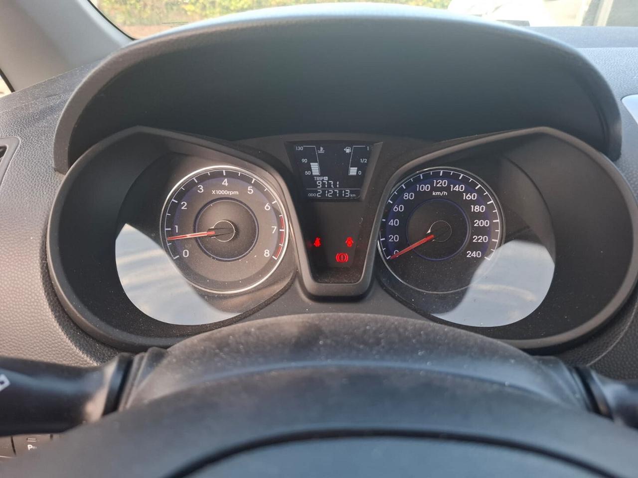 HYUNDAI IX20 BENZINAGPL 2017 SINISTRATA MARCIANTE