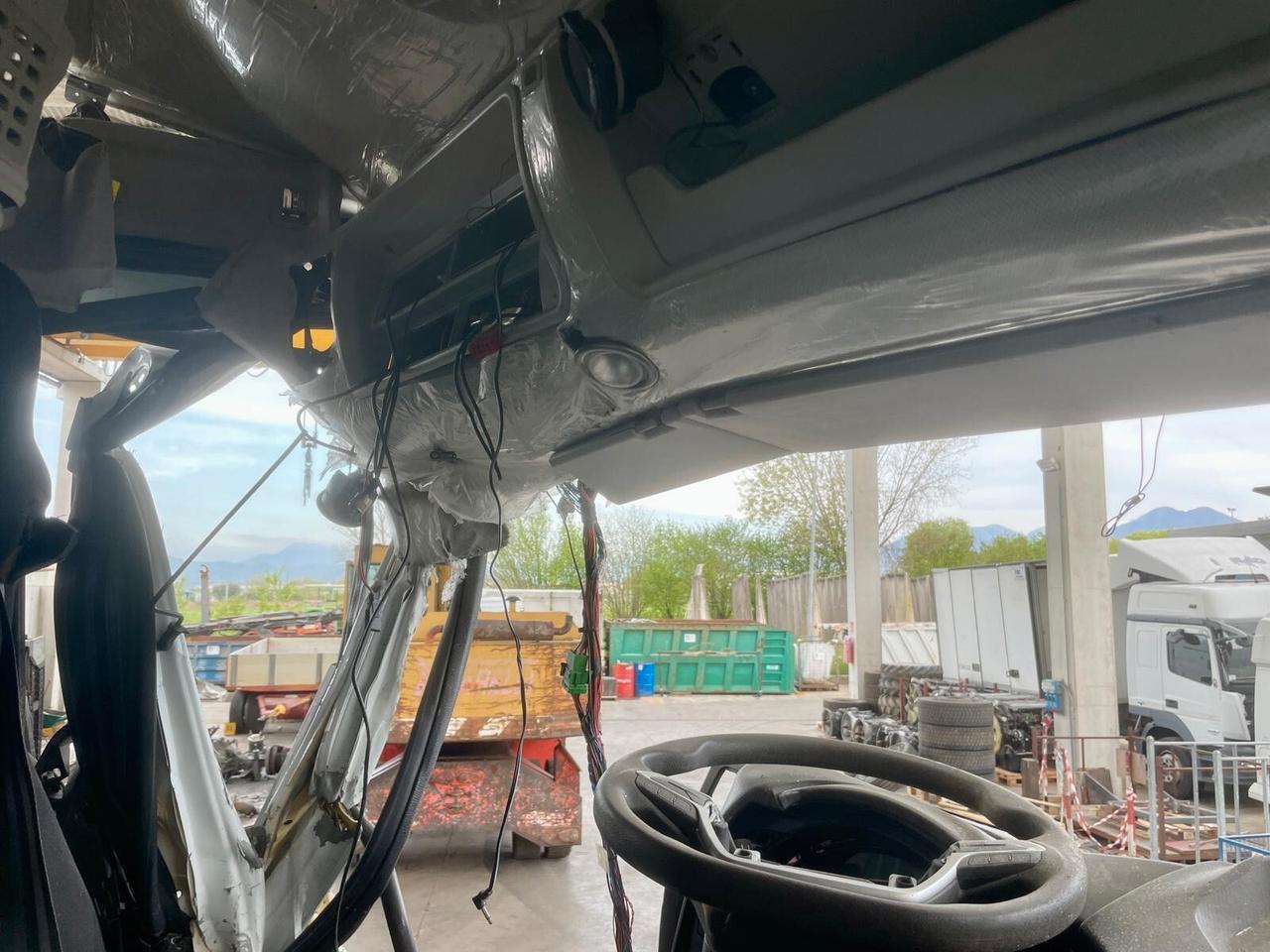 IVECO TRAKKER 8X4 T-WAY 510 - ***VEICOLO INCIDENTATO***