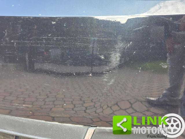 VOLKSWAGEN Sharan 2.0 TDI 184 CV DSG 7 Seat Higline