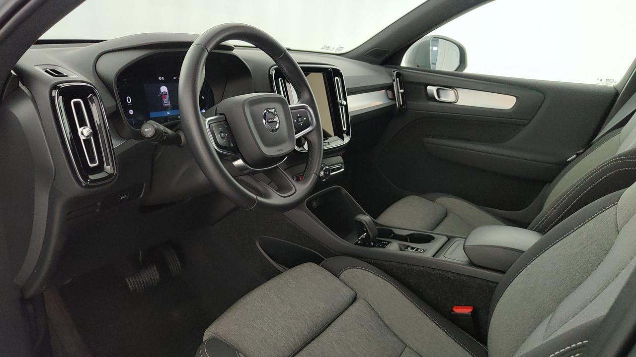 VOLVO XC40 2.0 b3 Core auto