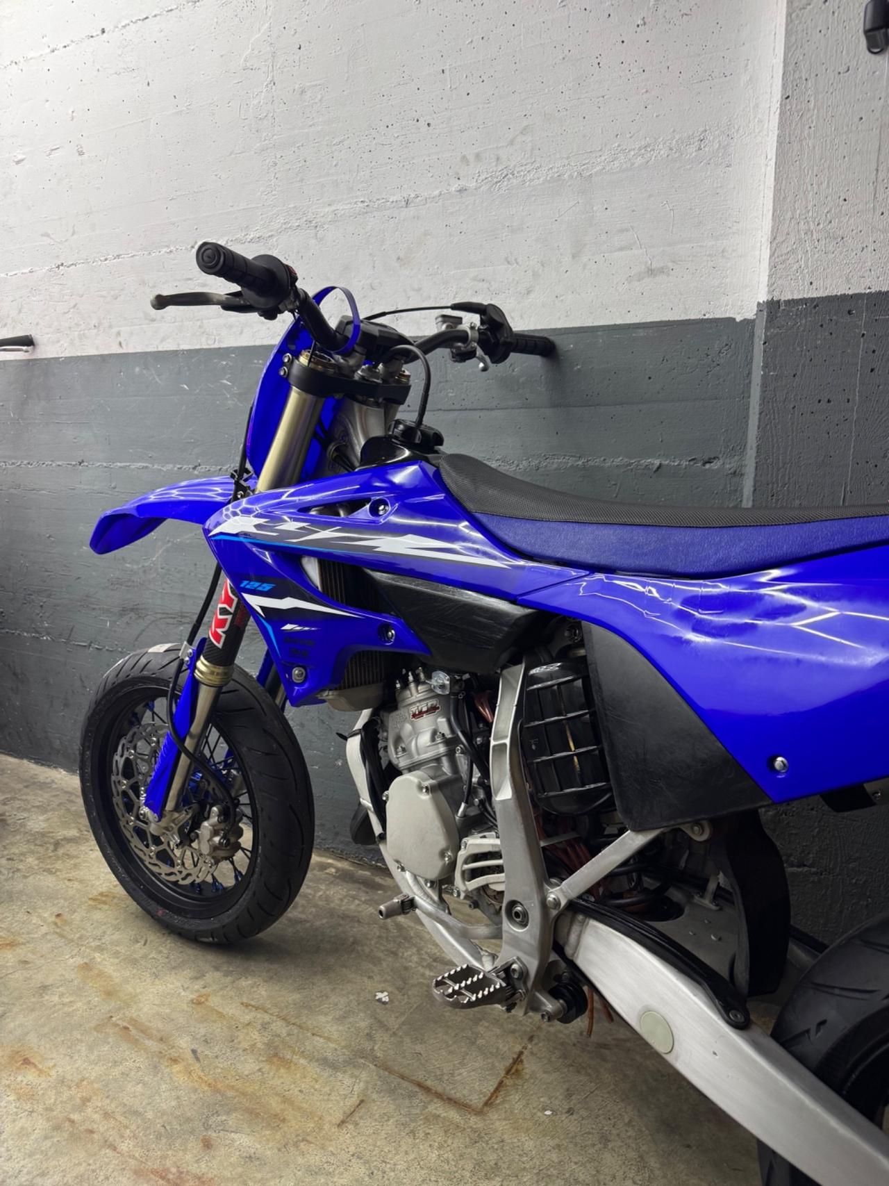 Yamaha YZ 125