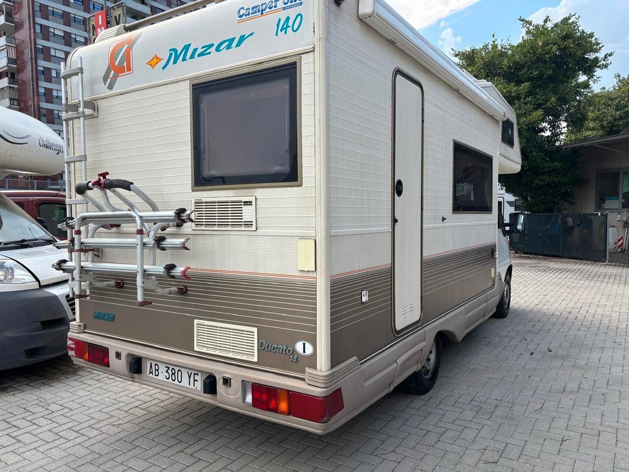 Ci International Mizar 140 camper