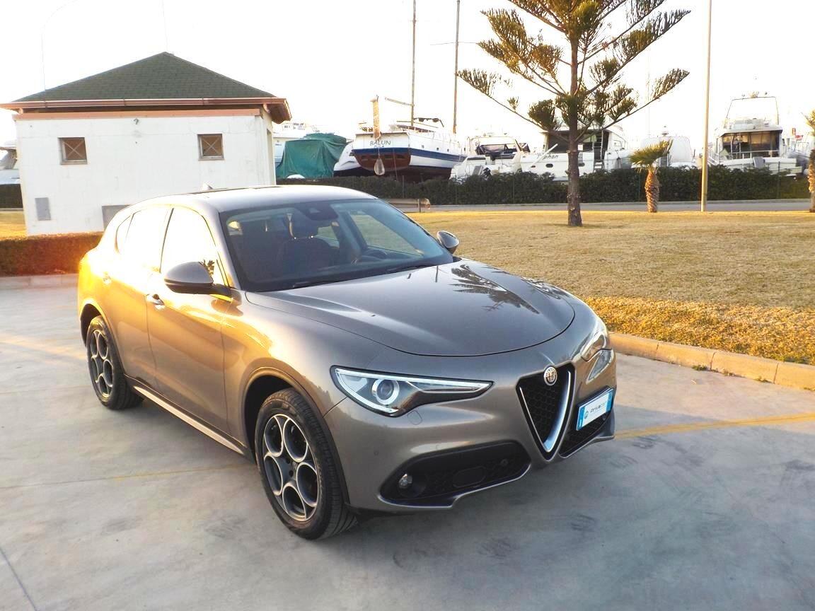 Alfa Romeo Stelvio 2.2 Turbodiesel 210 CV AT8 Q4 Business