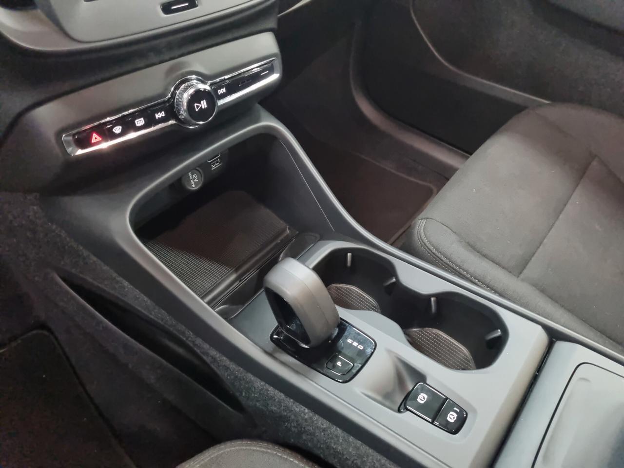 Volvo XC40 T2 automatico Core