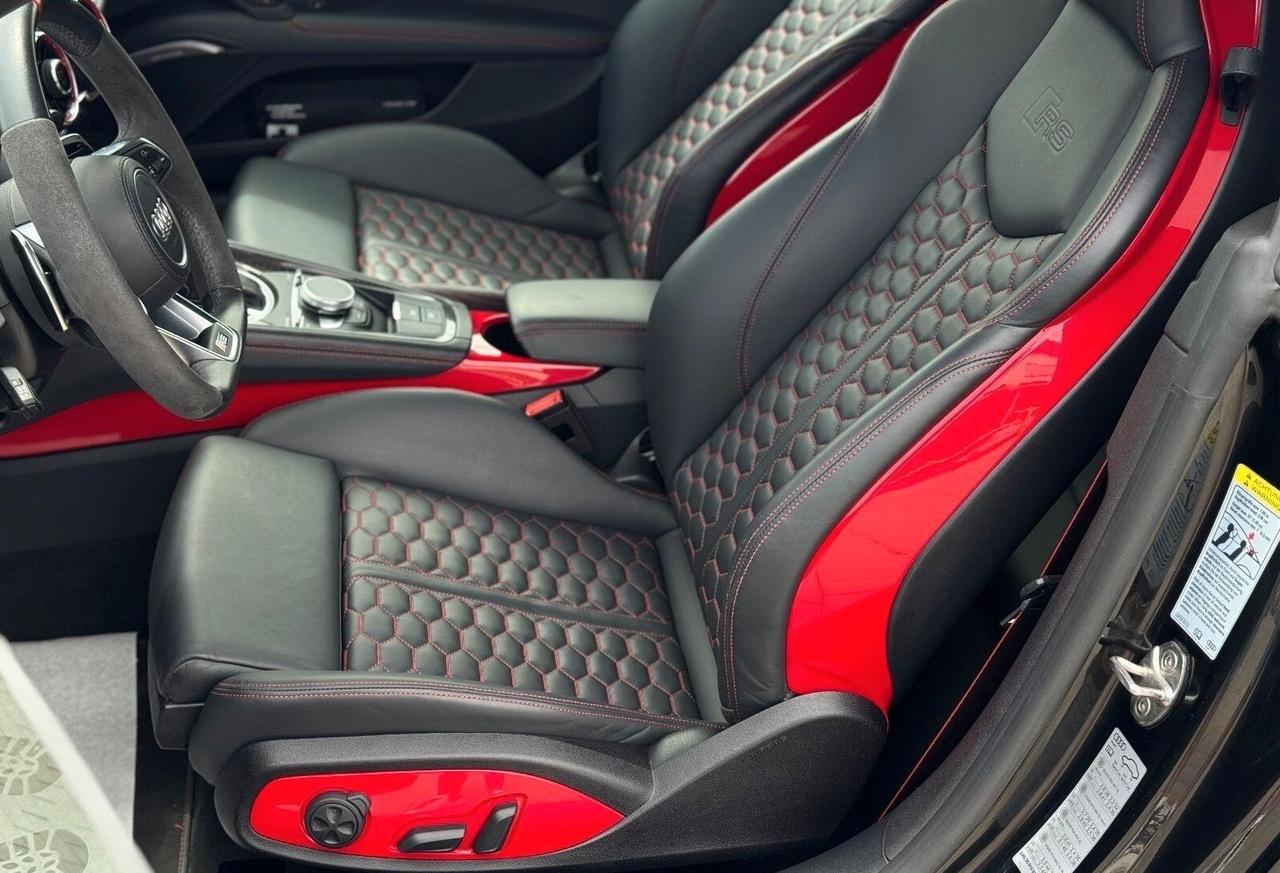 Audi TT RS Coupé 2.5 TFSI quattro S tronic