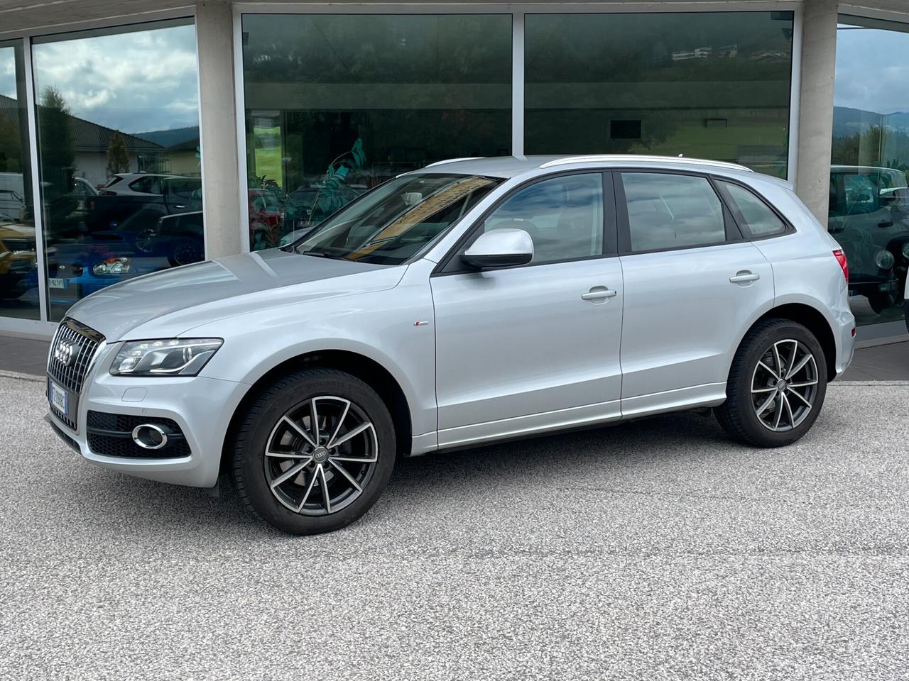 Audi Q5 2.0 TFSI 211 CV quattro S tronic S-LINE "86.000 KM"