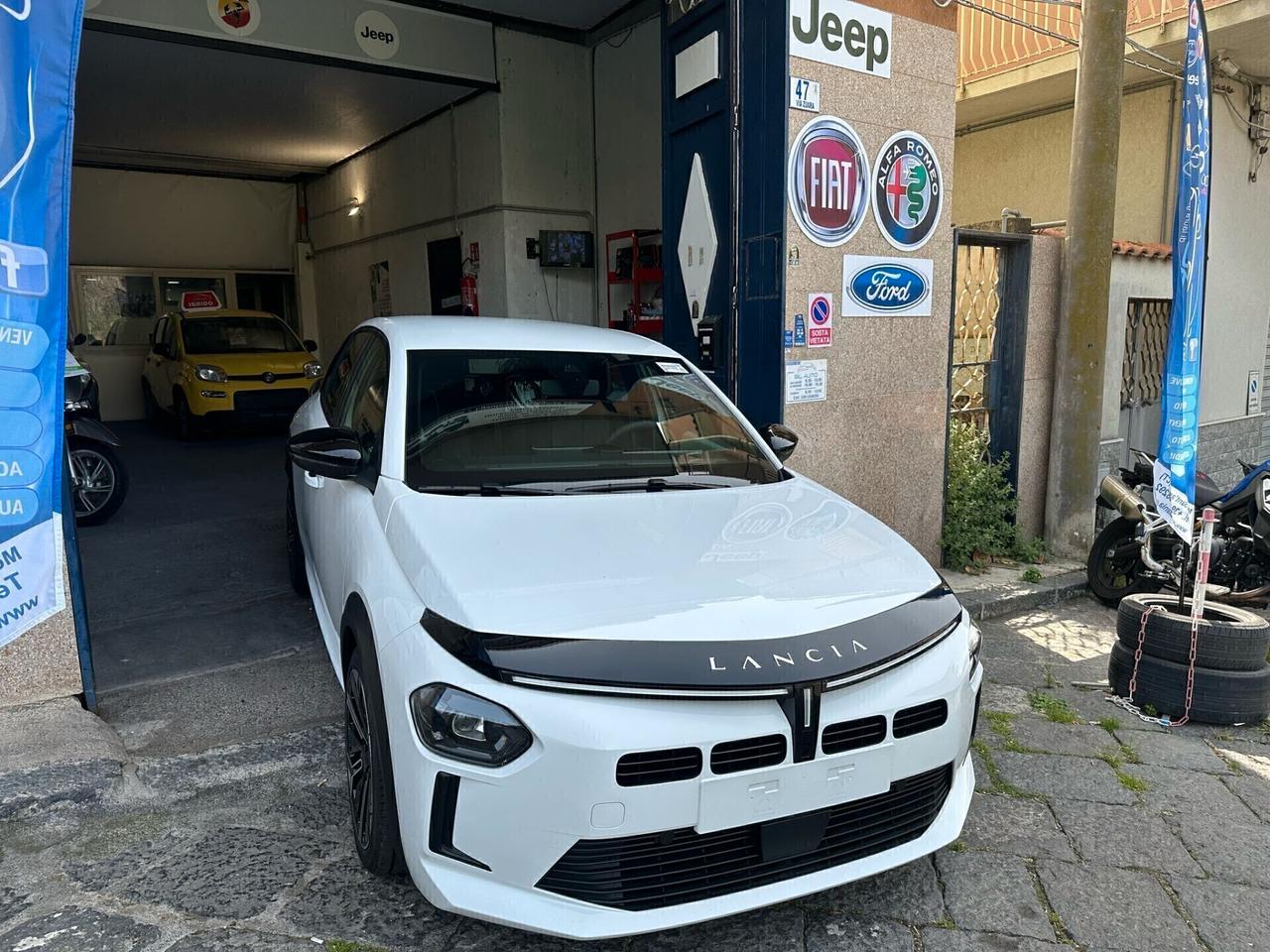 LANCIA NUOVA YPSILON IBRIDA Ypsilon 1.2 100cv Ibrida my 26