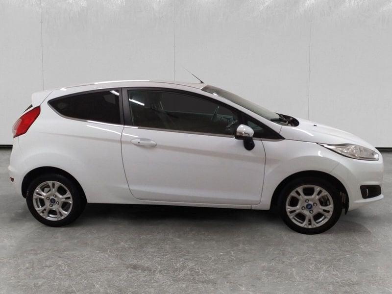 Ford Fiesta 3p 1.4 Titanium Gpl 95cv E6