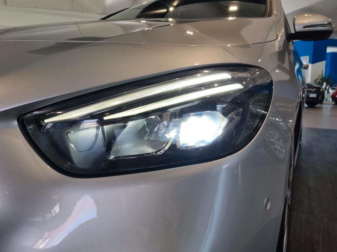 Mercedes-benz B 180 d Automatic Premium AMG