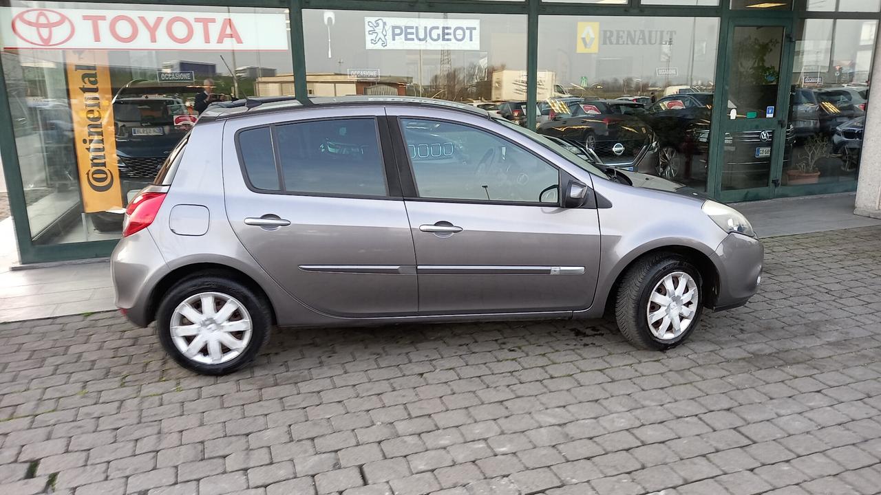 Renault Clio 1.2 16V 5 porte Dynamique