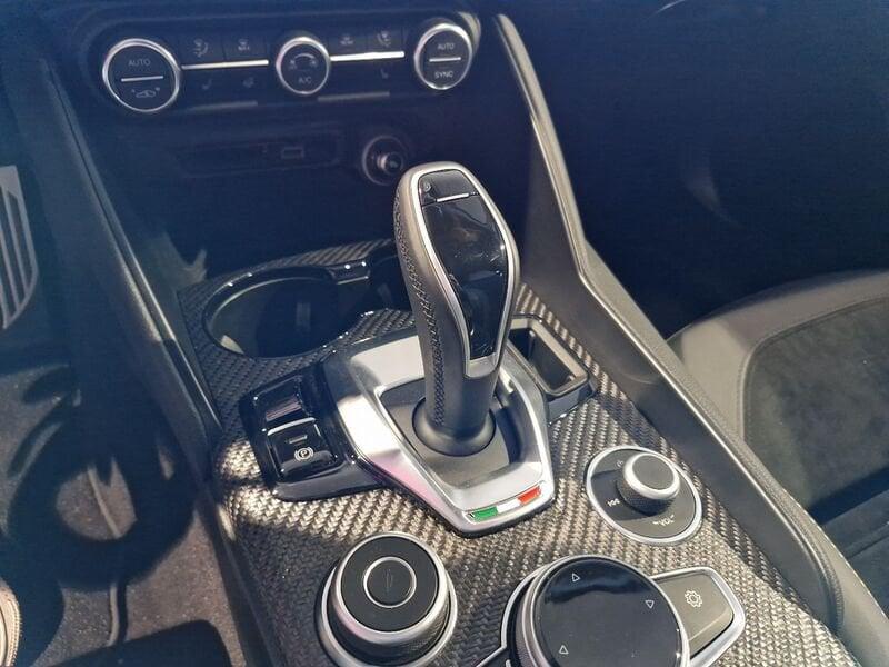 Alfa Romeo Giulia Quadrifoglio My23 2.9 V6 Bi-Turbo 520 Cv At8 Awd 100° Anniversario
