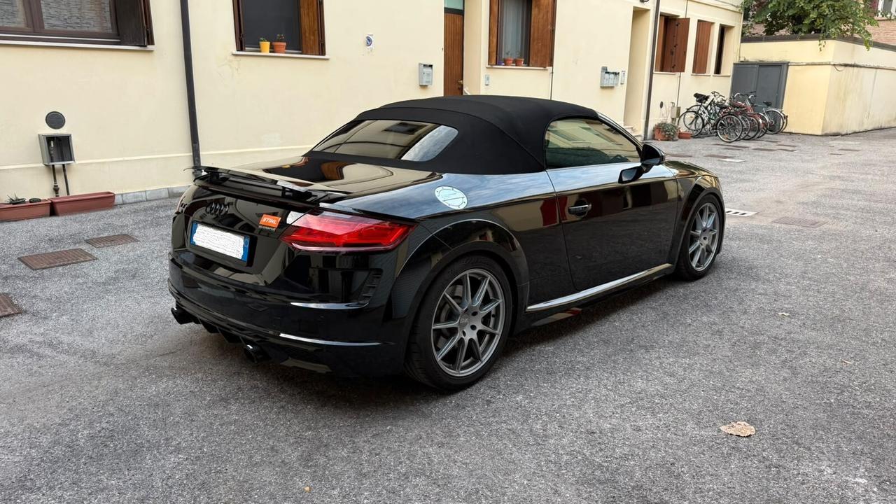 Audi TT Roadster 45 TFSI quattro S tronic