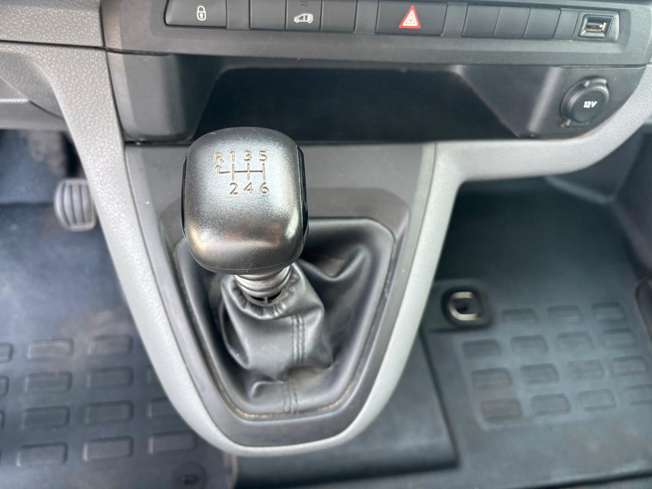 Peugeot Expert PREMIUM BlueHDi 120 PN Furgone SPOTICAR