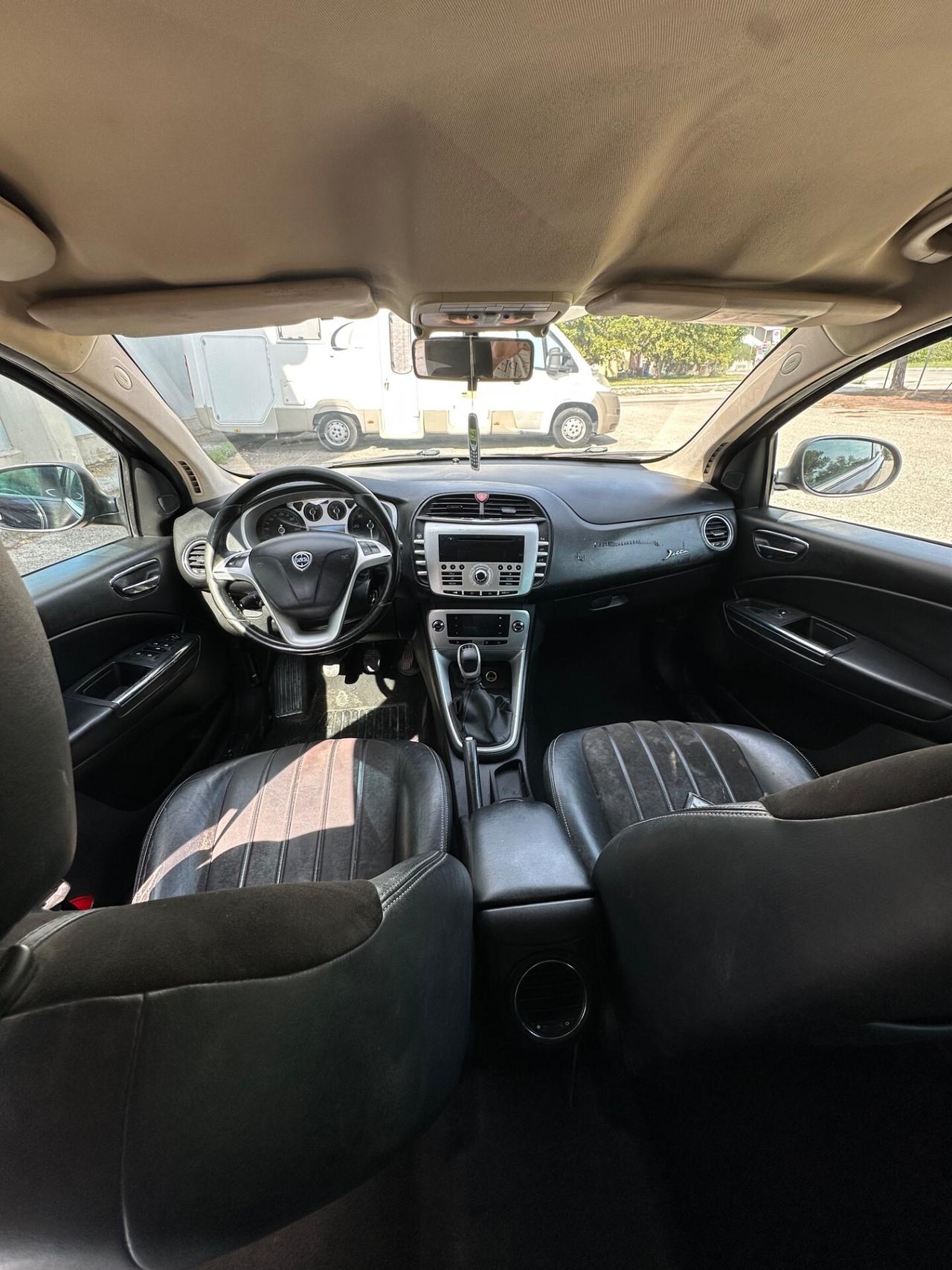 Lancia Delta 2.0 diesel 165cv 2012