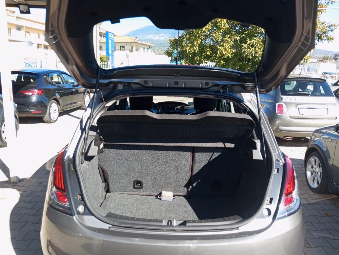 Lancia Ypsilon 1.3 MJT 16V 95 CV 5 porte S&S Gold