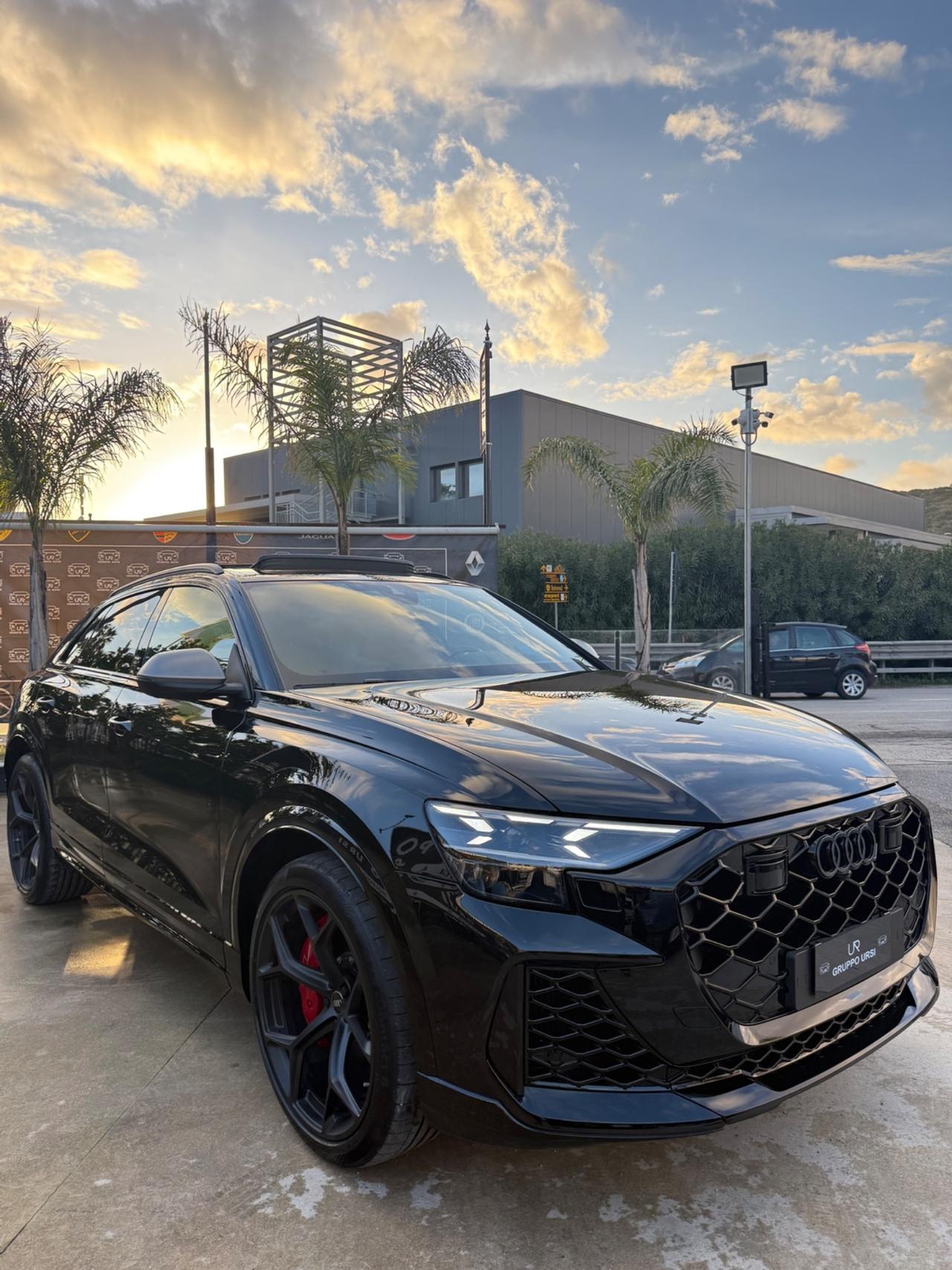 Audi Q8 RS TFSI V8 quattro tiptronic Performance