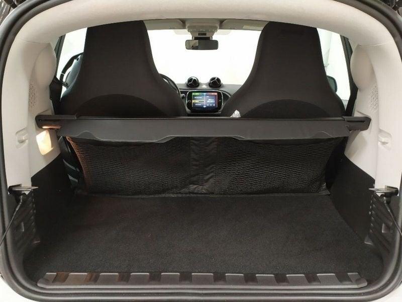 smart fortwo eq Passion 4,6kW