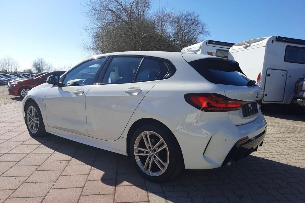 Bmw 118i 5p. Msport C automatico Navi