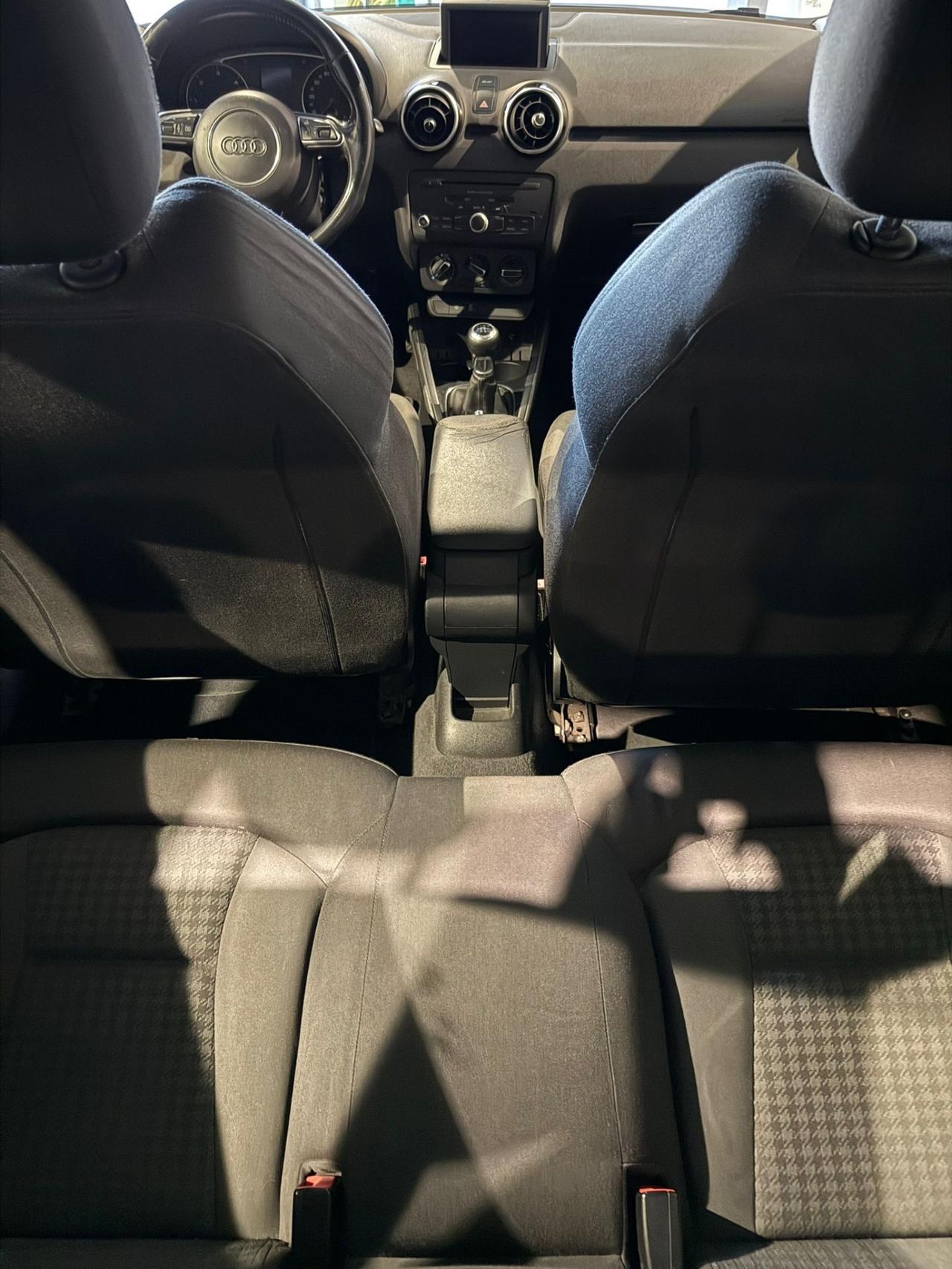 Audi A1 1.6 TDI -NEOPATENTATI-, GARANZIA