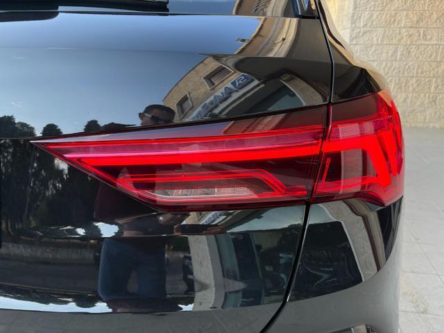 AUDI Q3 35 2.0 TDI S tronic Business Advanced