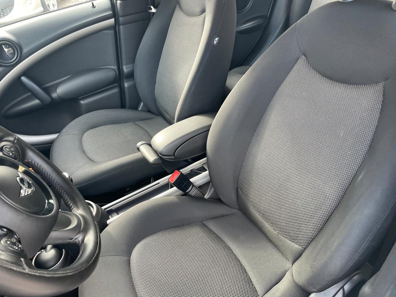 Mini Cooper D Countryman Mini Countryman 1.6 all4 XENON+AMBIENT+CLIMA AUTO