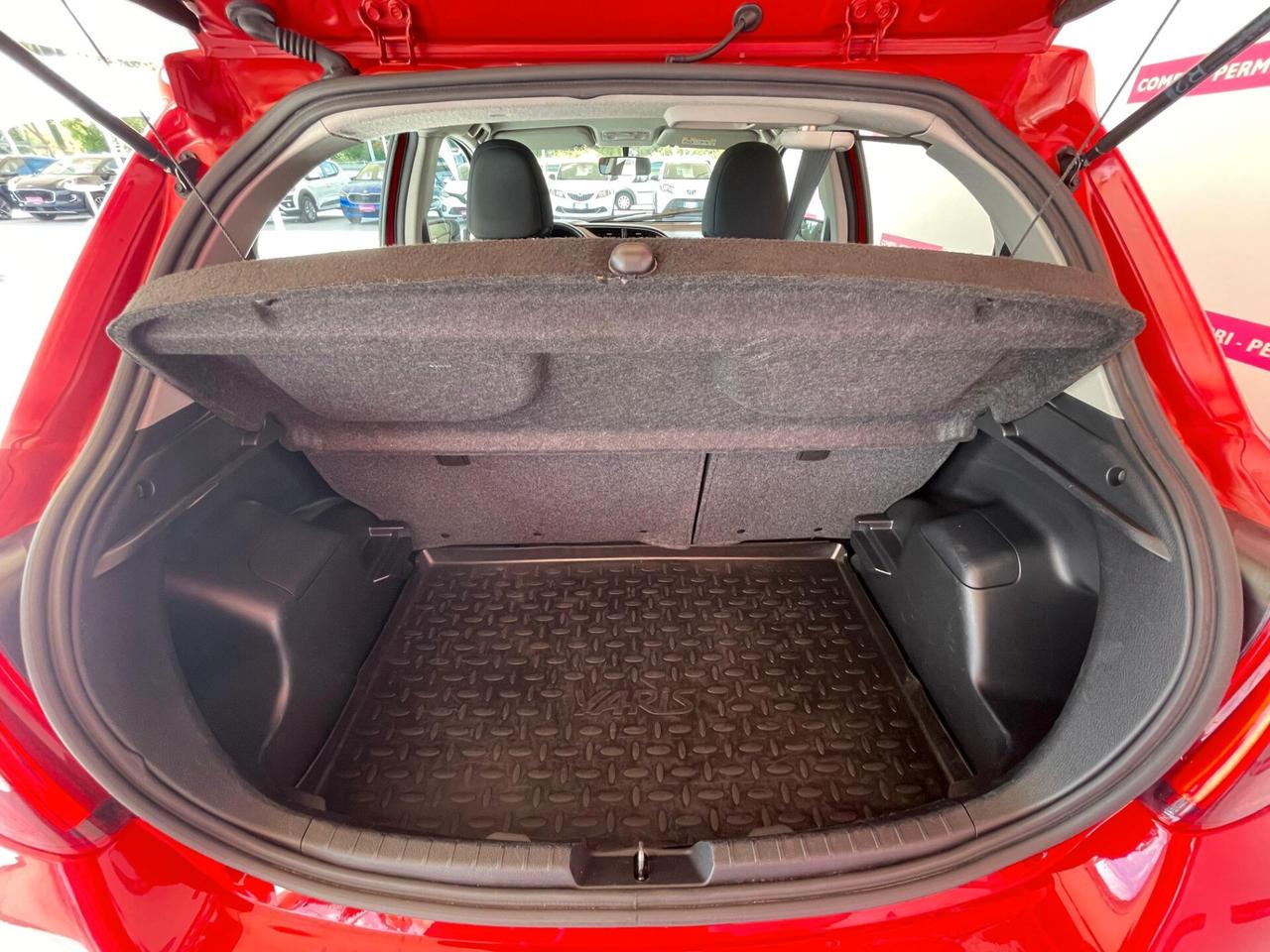 TOYOTA Yaris 3ª serie Yaris 1.0 5 porte Active